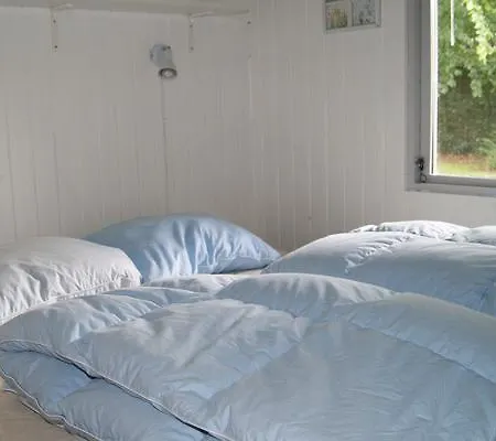 Holiday home Three-bedroom Holiday In 17 *
